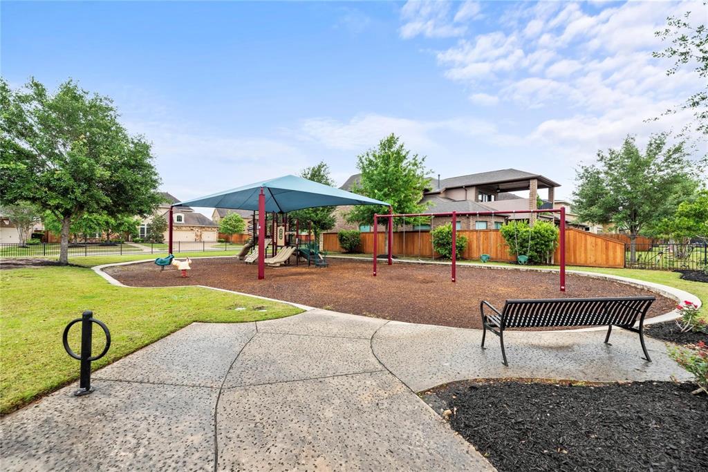 10506 Star Thistle Court, Cypress, Texas image 37