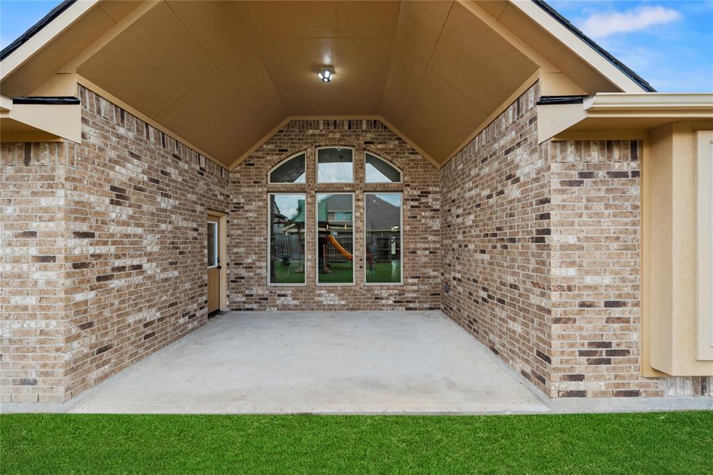 10506 Star Thistle Court, Cypress, Texas image 32