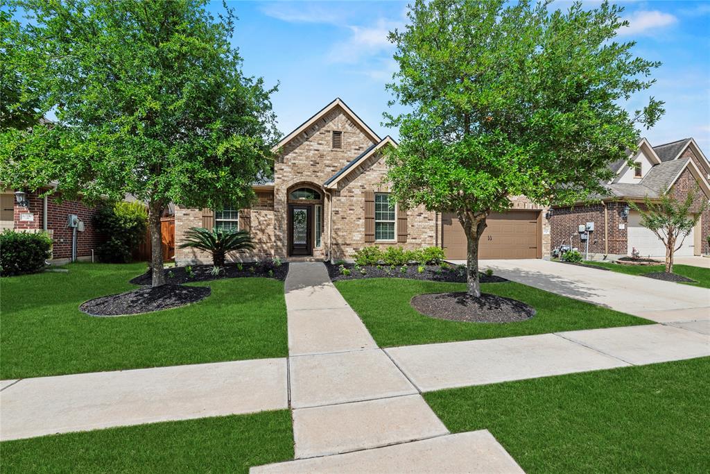 10506 Star Thistle Court, Cypress, Texas image 4