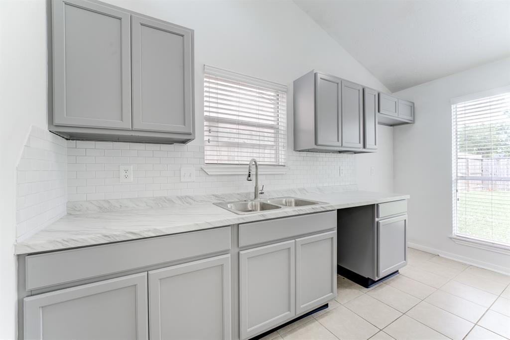 6306 Clayridge Drive, Houston, Texas image 12