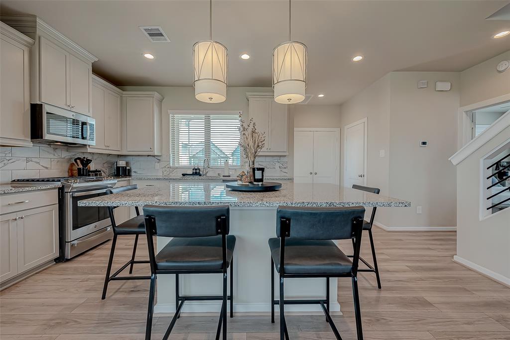 7659 Green Bulrush Way, Katy, Texas image 15