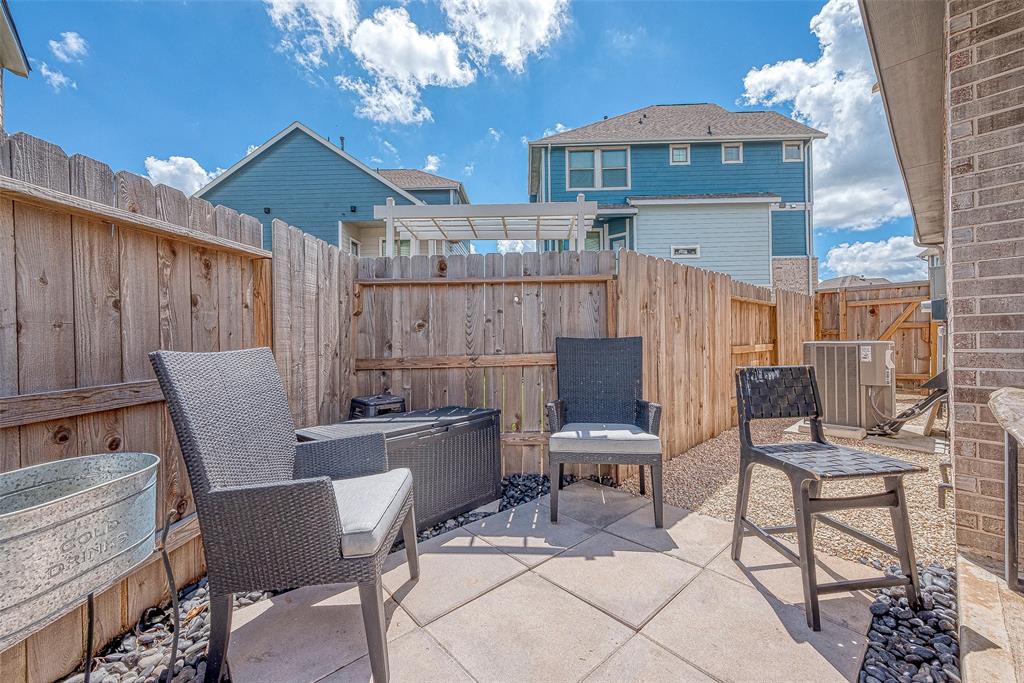 7659 Green Bulrush Way, Katy, Texas image 25
