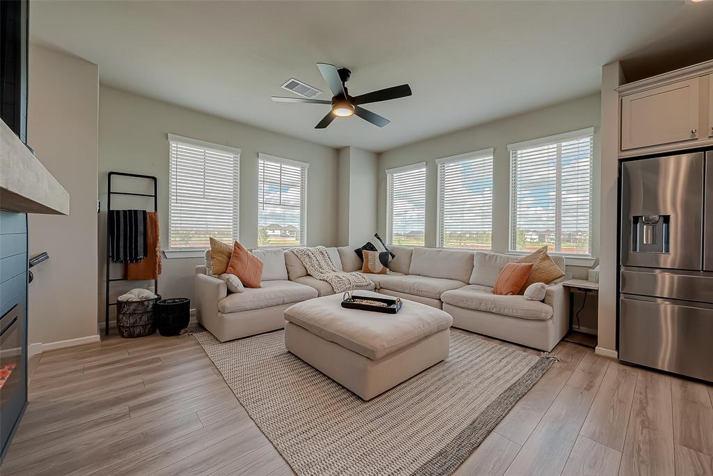 7659 Green Bulrush Way, Katy, Texas image 14