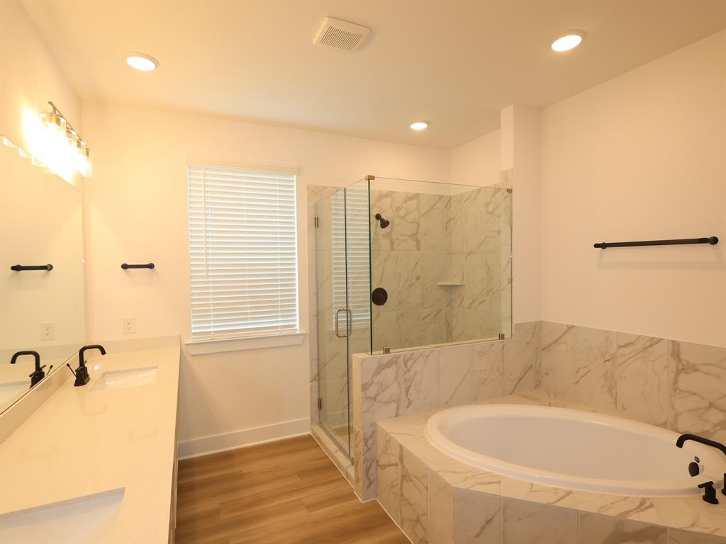8518 Pier Cove Drive