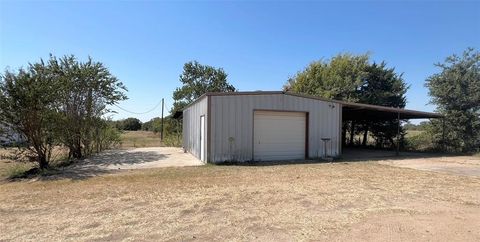 A home in La Grange