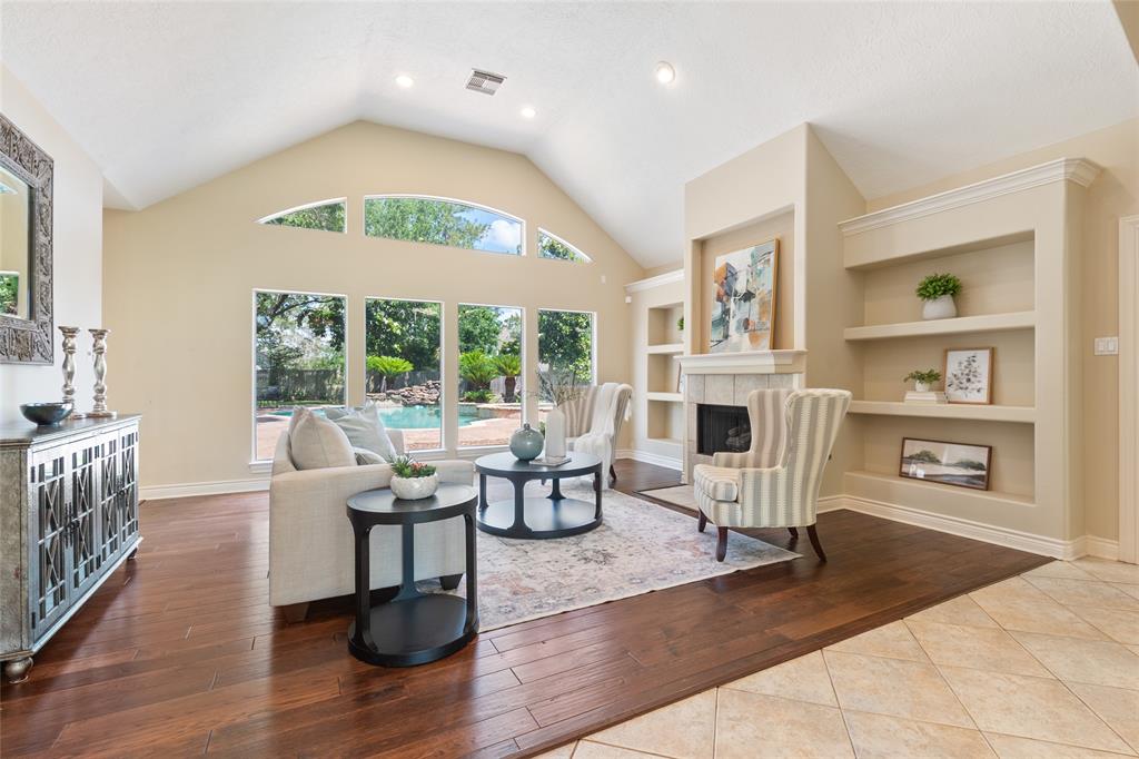 904 Pine Hollow Drive