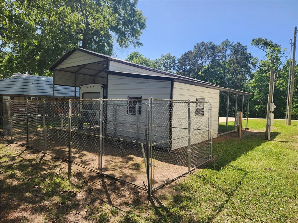 25 Morocco Drive, Point Blank, Texas image 5