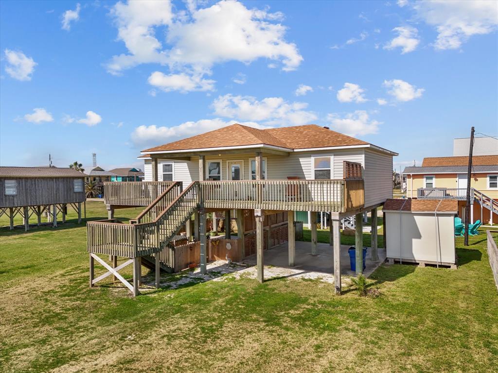 1206 Middle Drive, Surfside Beach, Texas image 1