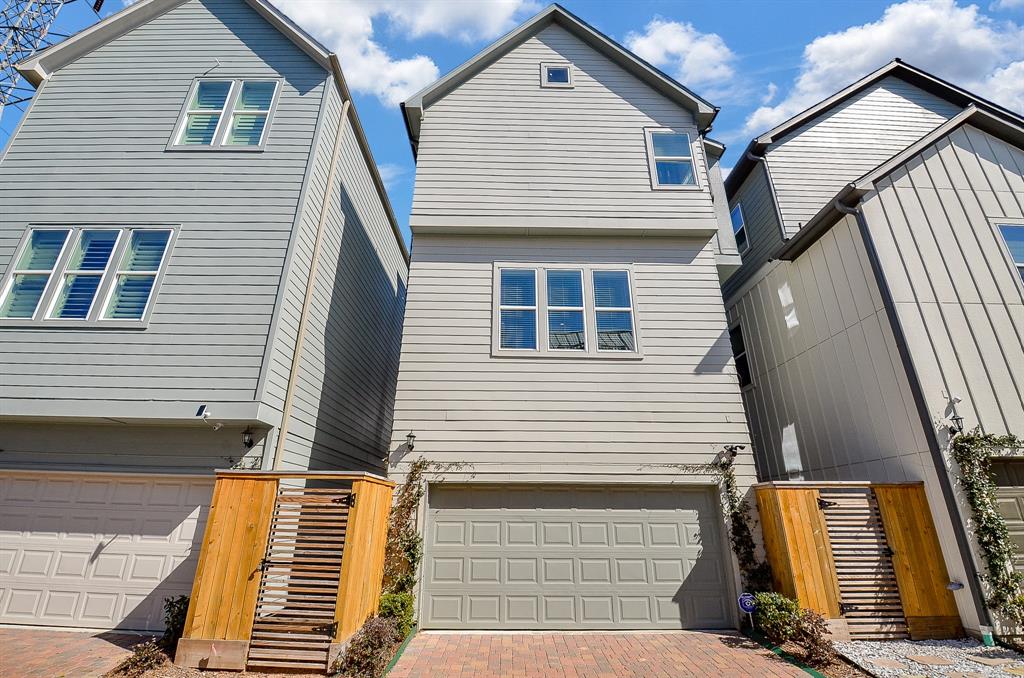 Houston, Texas 77080, United States, 3 Bedrooms Bedrooms, ,4 BathroomsBathrooms,Residential,Active,90687