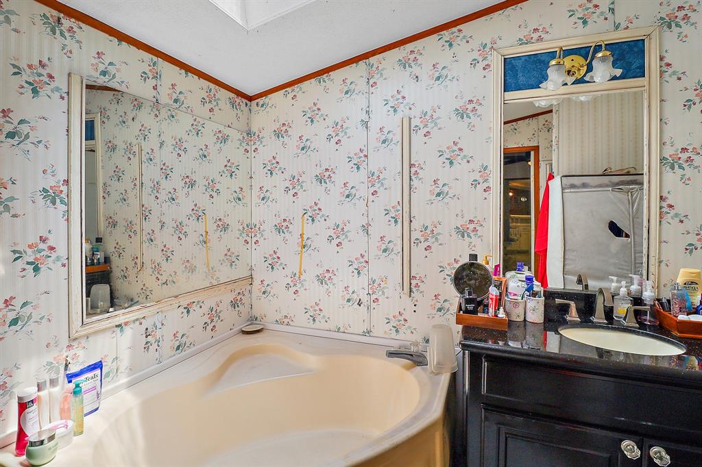 494 County Road 4891, Dayton, Texas image 19