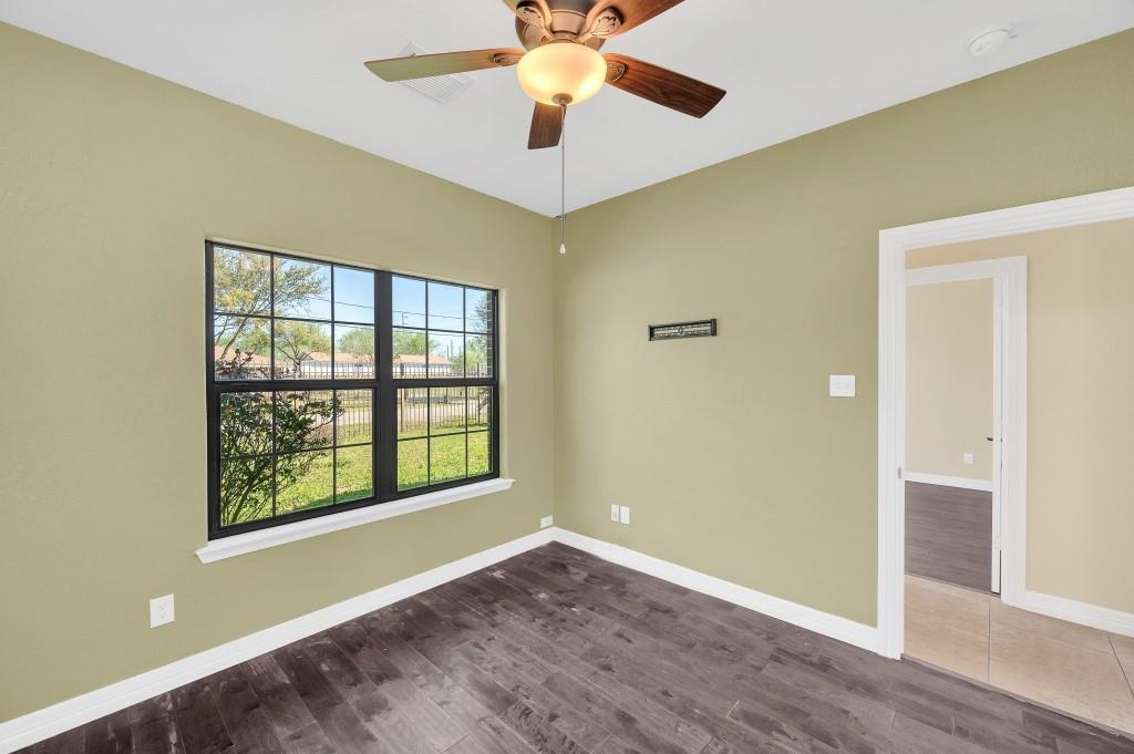 316 Armstrong Street, Houston, Texas image 6