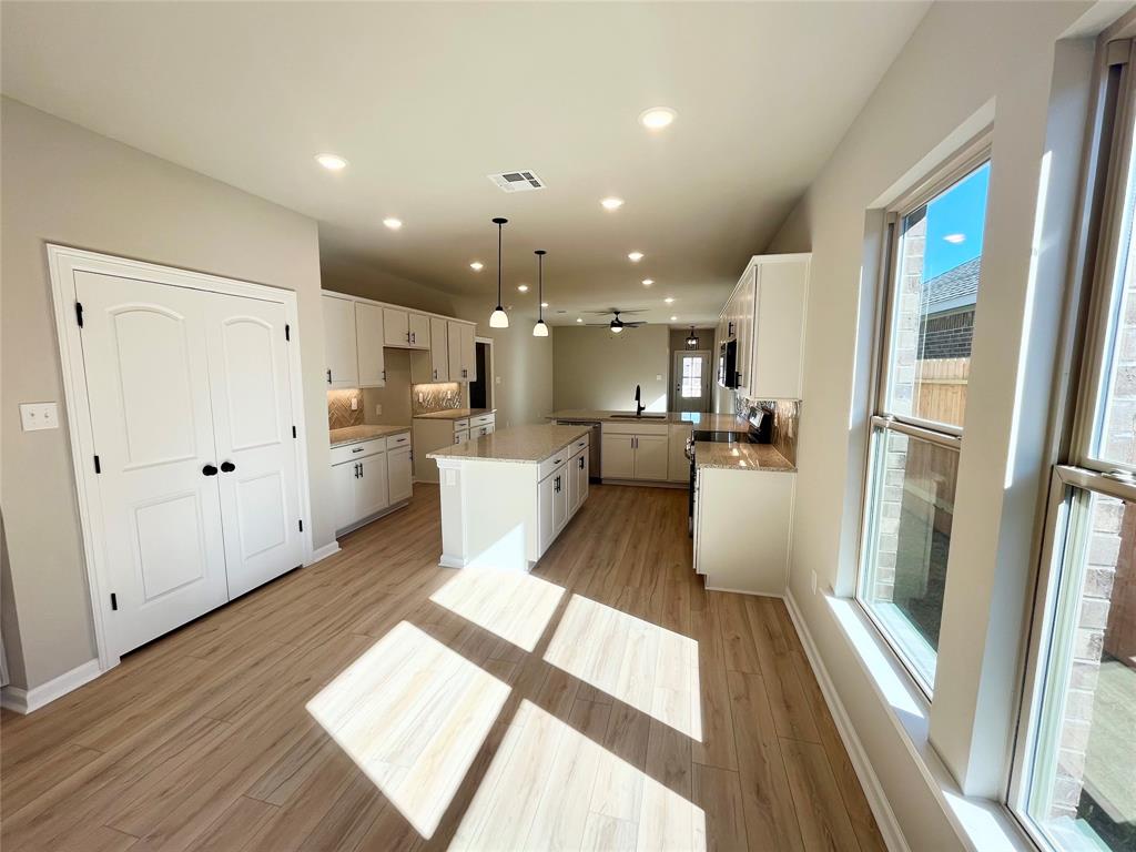 10918 Tawny Ridge, Beasley, Texas image 4