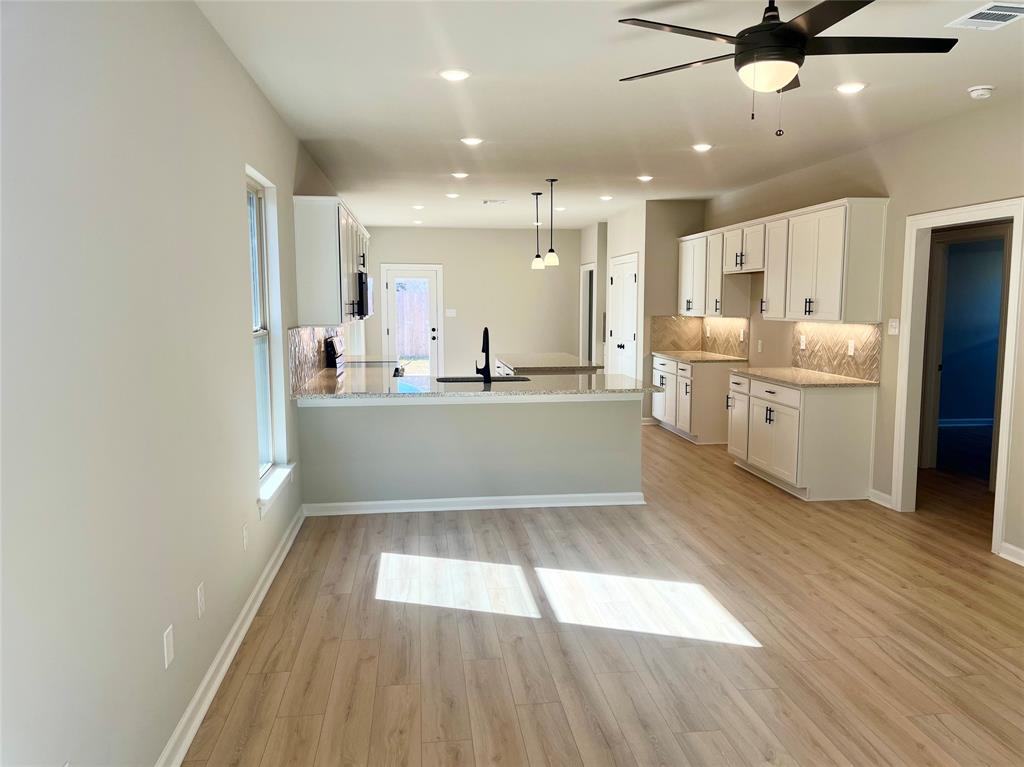 10918 Tawny Ridge, Beasley, Texas image 2