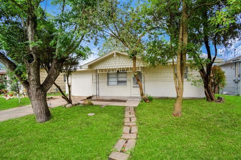 A home in Deer Park