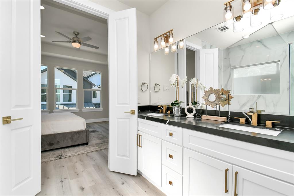 6551 Sealey Street, Houston, Texas image 32