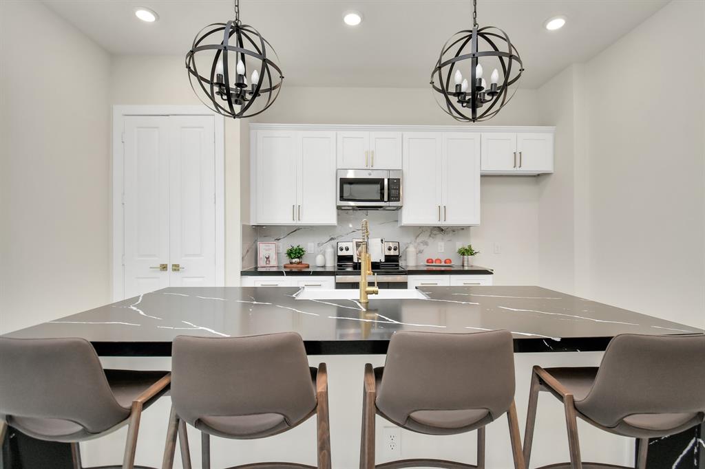 6551 Sealey Street, Houston, Texas image 19