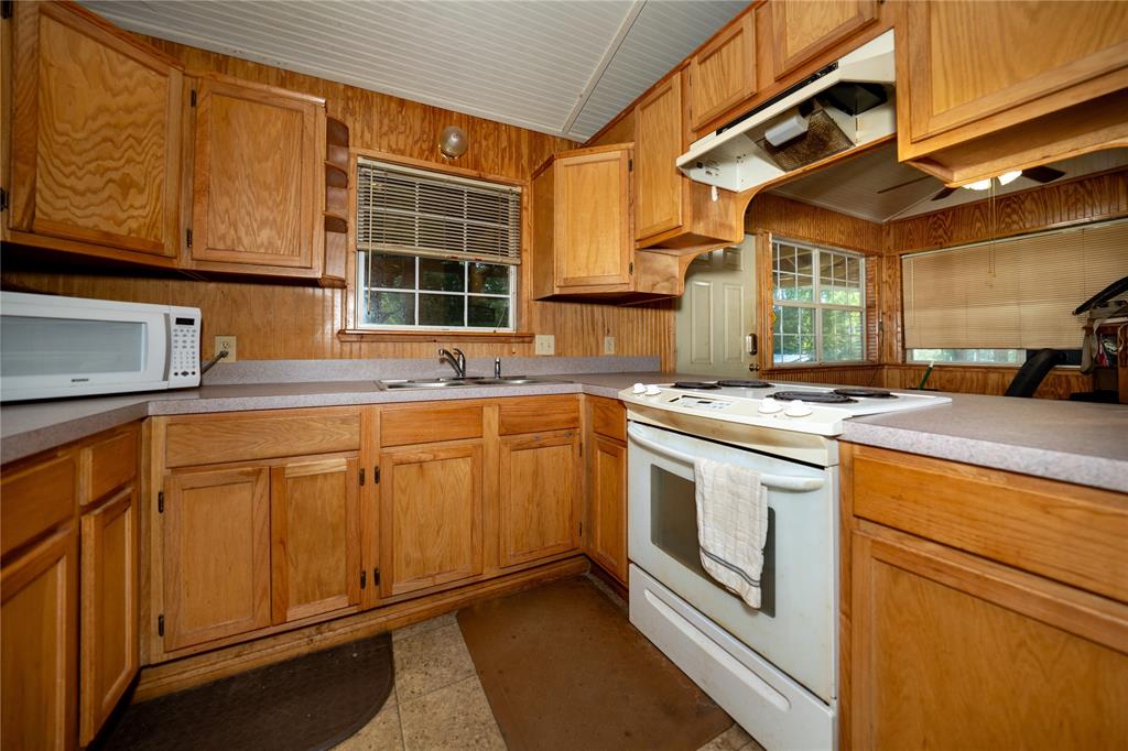 5332 County Road 1180, Kennard, Texas image 18