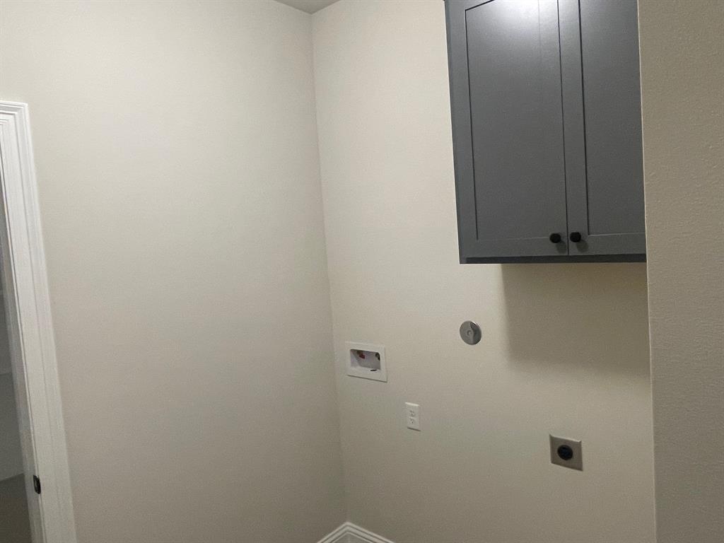 1225 Little Cypress Loop, Orange, Texas image 8