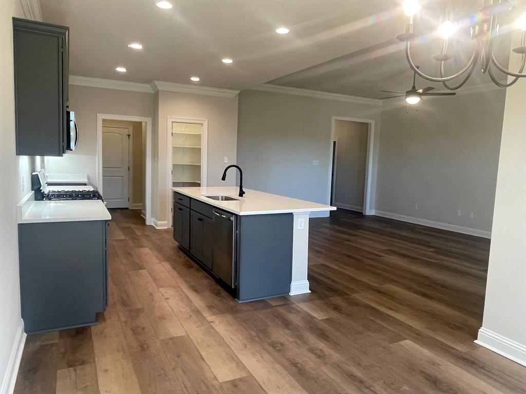 1225 Little Cypress Loop, Orange, Texas image 3
