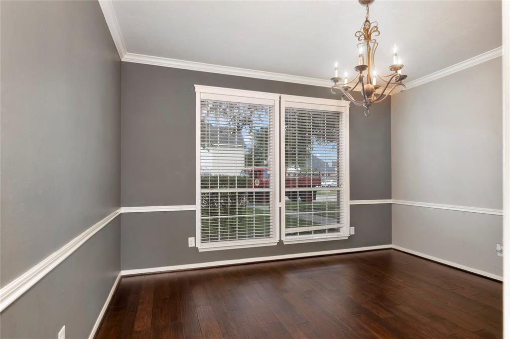 216 Willow Pointe Drive