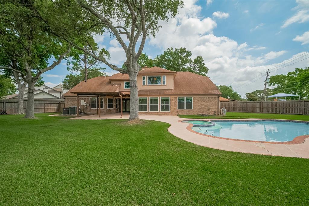 2543 Forge Stone Drive, Friendswood, Texas image 44