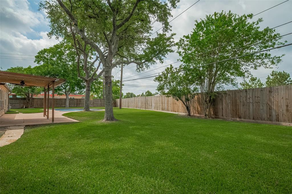 2543 Forge Stone Drive, Friendswood, Texas image 46