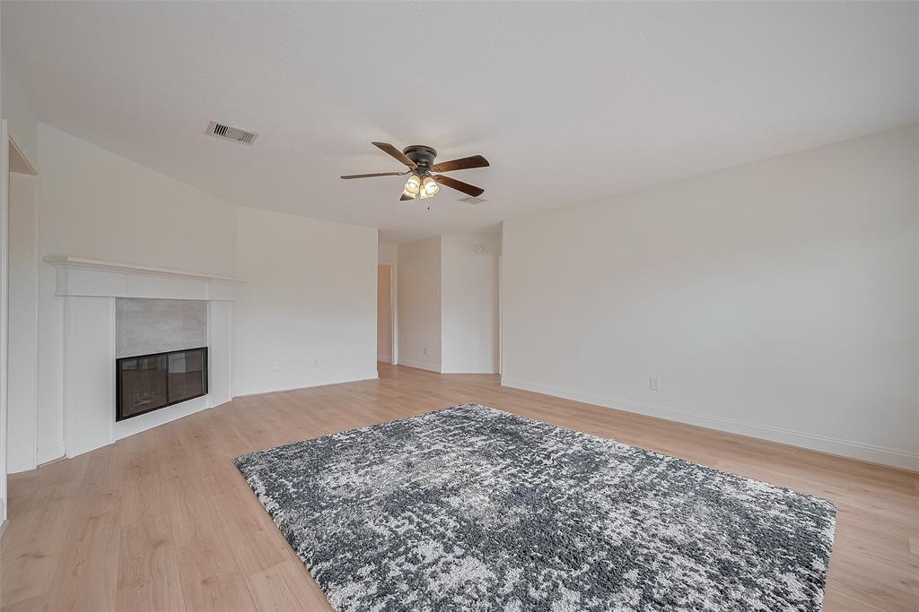 2543 Forge Stone Drive, Friendswood, Texas image 19