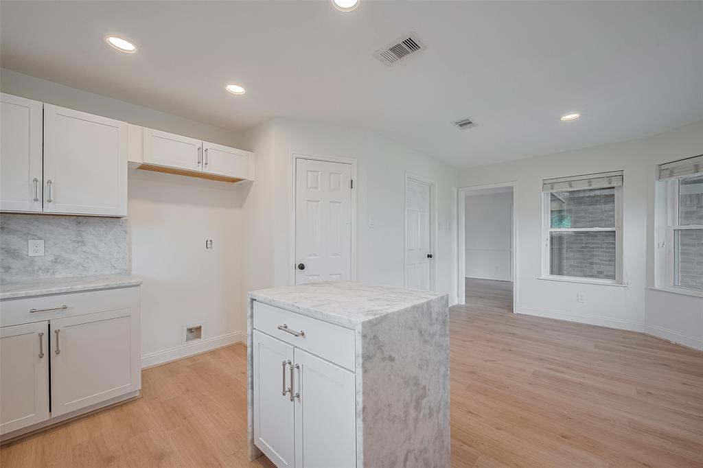 2543 Forge Stone Drive, Friendswood, Texas image 28