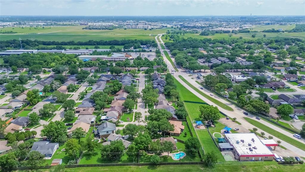 2543 Forge Stone Drive, Friendswood, Texas image 49