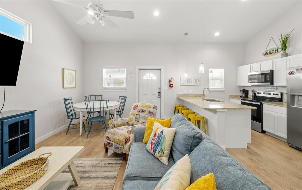 15101 Boca Grandi Drive, Corpus Christi, Texas image 3