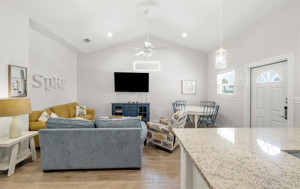 15101 Boca Grandi Drive, Corpus Christi, Texas image 4