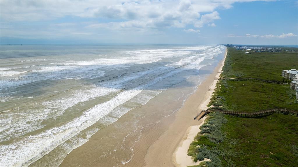 15101 Boca Grandi Drive, Corpus Christi, Texas image 23