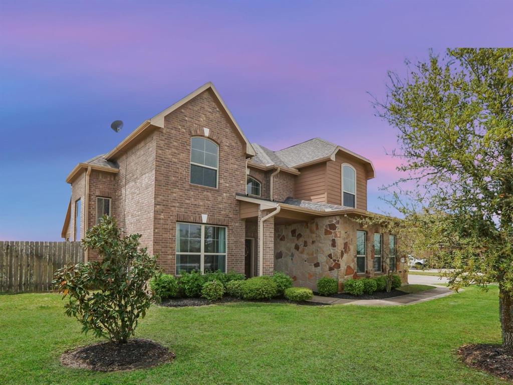 4726 Dubuque Road, Rosharon, Texas image 1