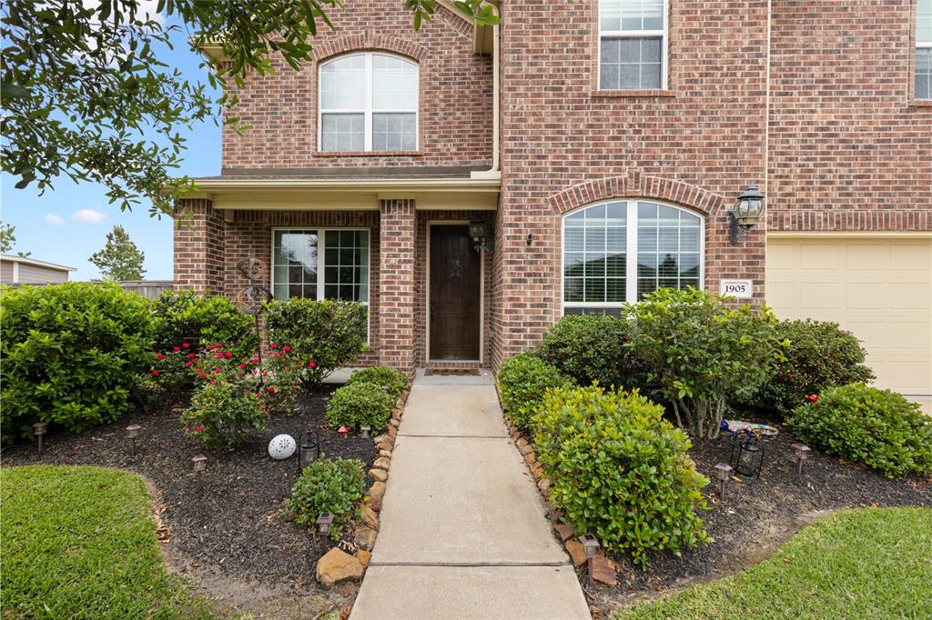 1905 Creekside Park Drive