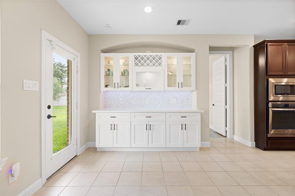 1905 Creekside Park Drive, Pearland, Texas image 20