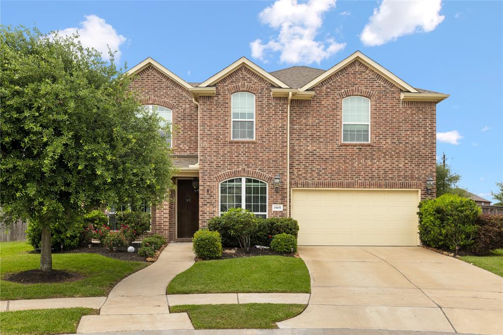 1905 Creekside Park Drive