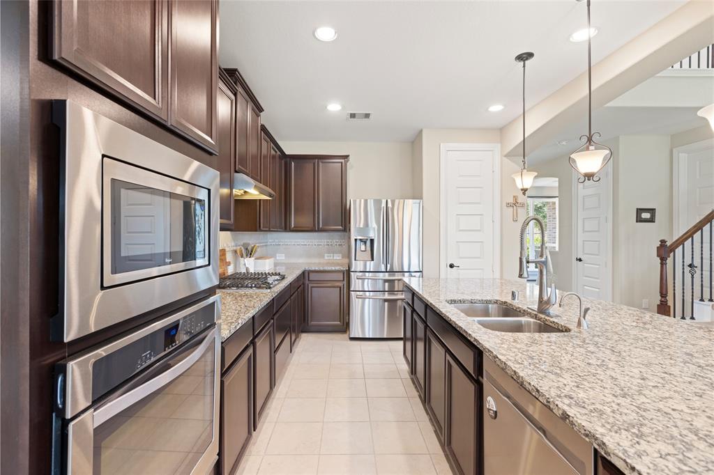 1905 Creekside Park Drive, Pearland, Texas image 13