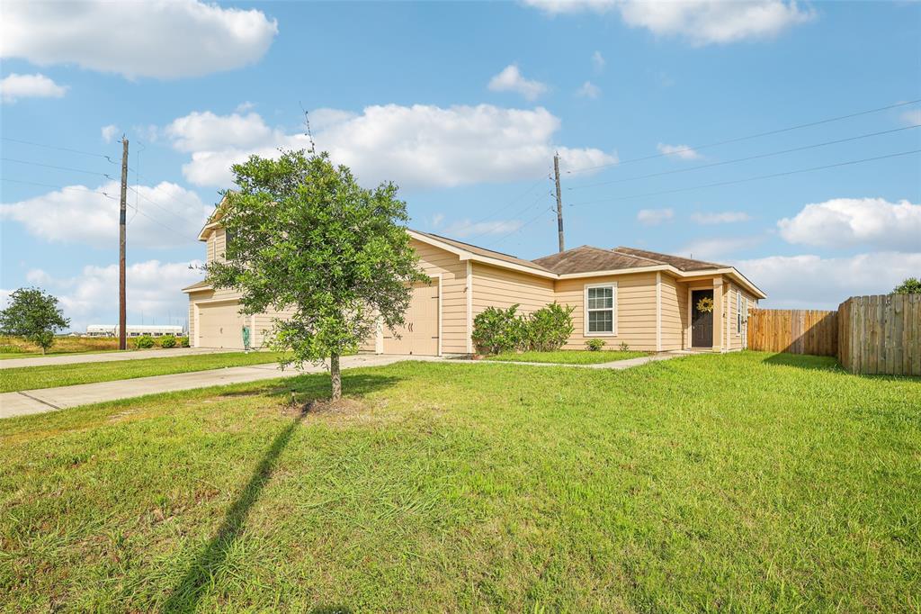 6138 Hidden Cove Road, Baytown, Texas image 25