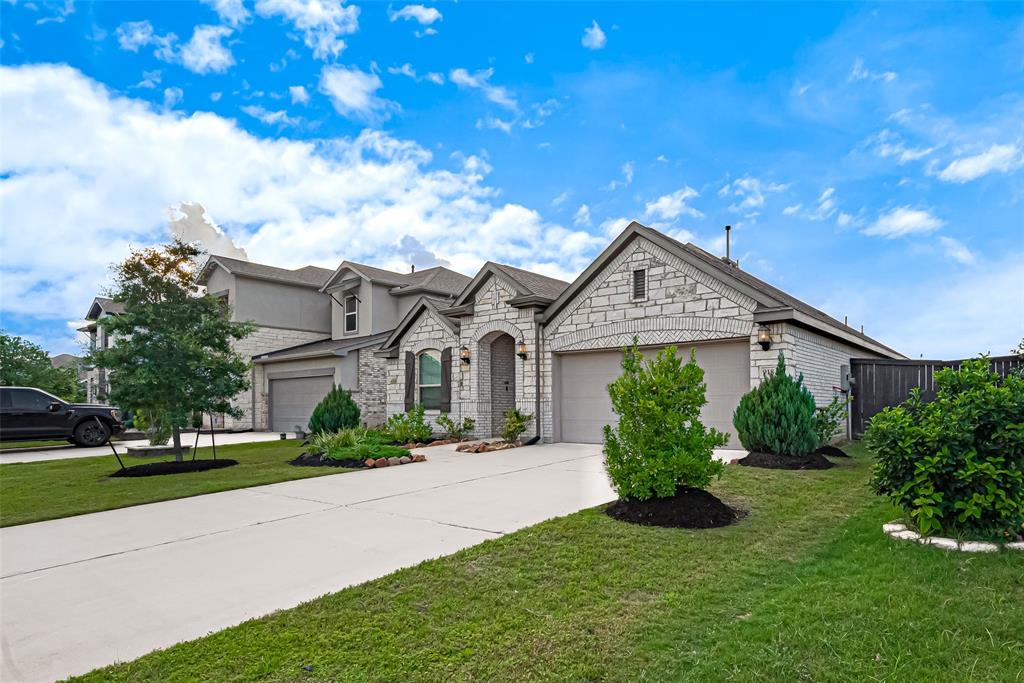 918 Vidalia Onion Drive, Richmond, Texas image 8