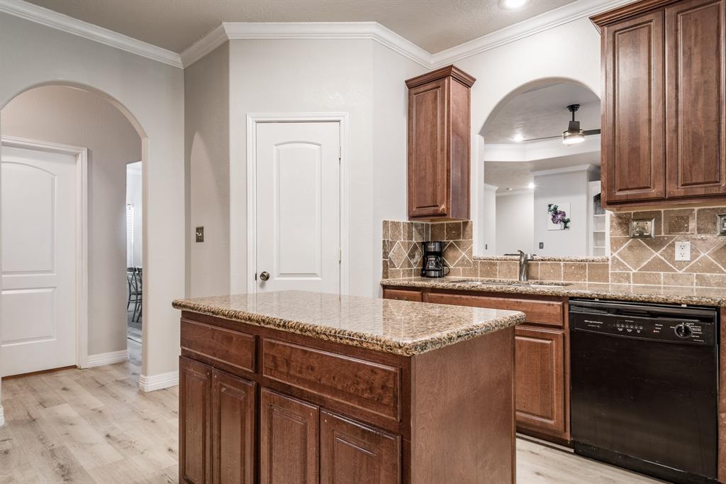 2015 Venus Drive, New Caney, Texas image 17