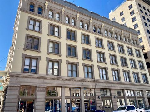 Photo of 415 22nd Street #4A, Galveston, TX 77550 (MLS # 57883946)