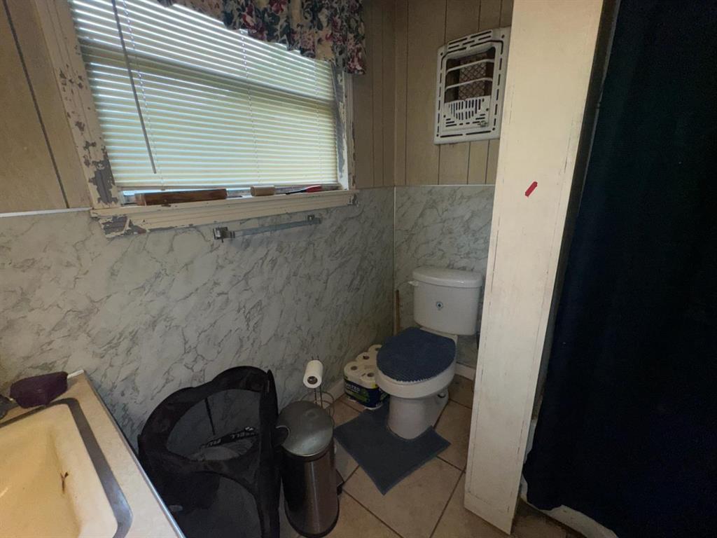 406 W North Street, Weimar, Texas image 13