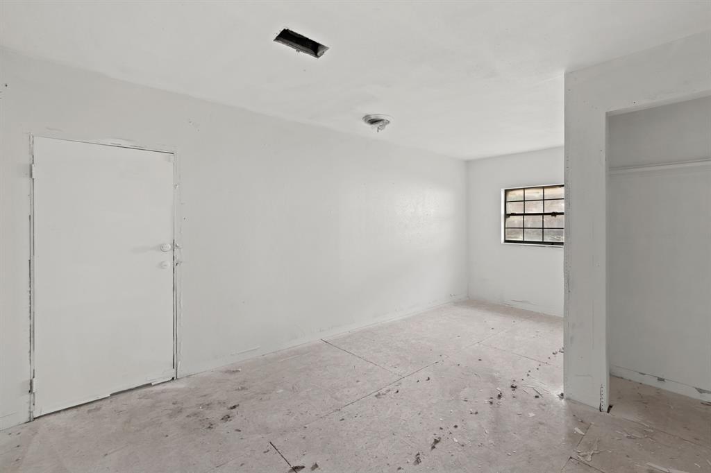 6907 Foxbrook Drive, Humble, Texas image 19