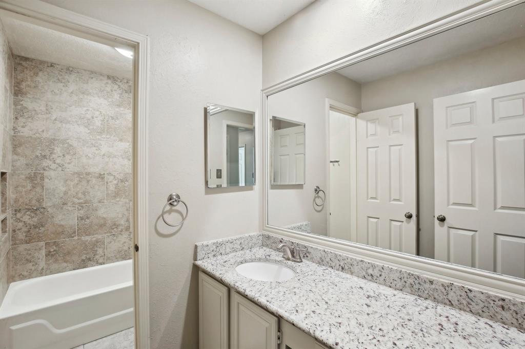 55 Sylvan Forest Drive, The Woodlands, Texas image 25