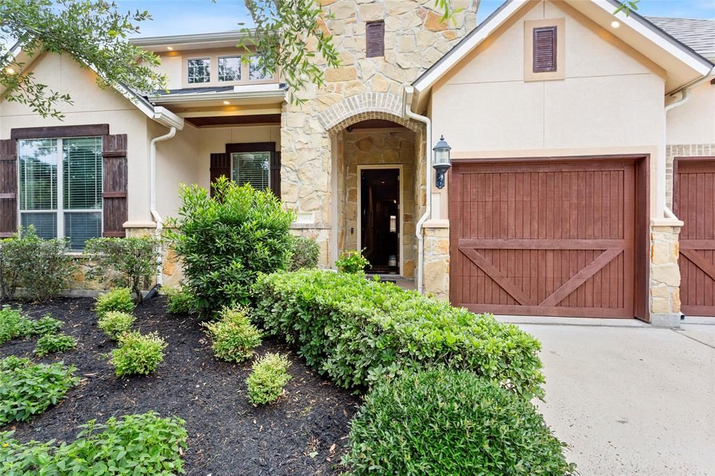 Photo of 25981 Kingshill Drive, Kingwood, TX 77339 (MLS # 27708817)