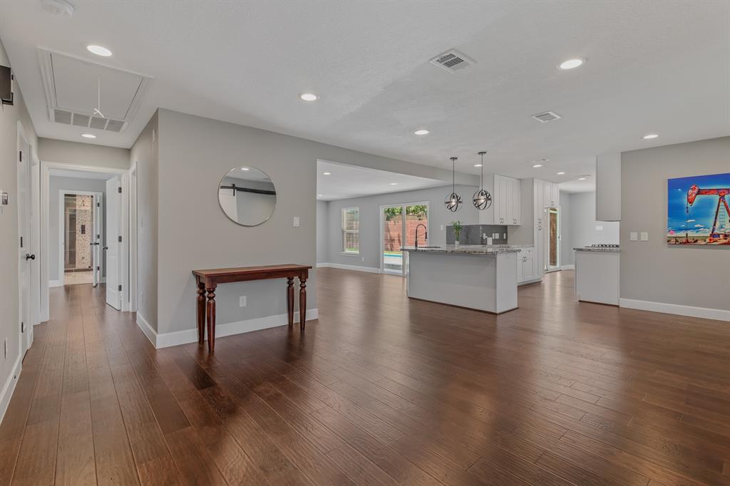 2102 Lazybrook Drive