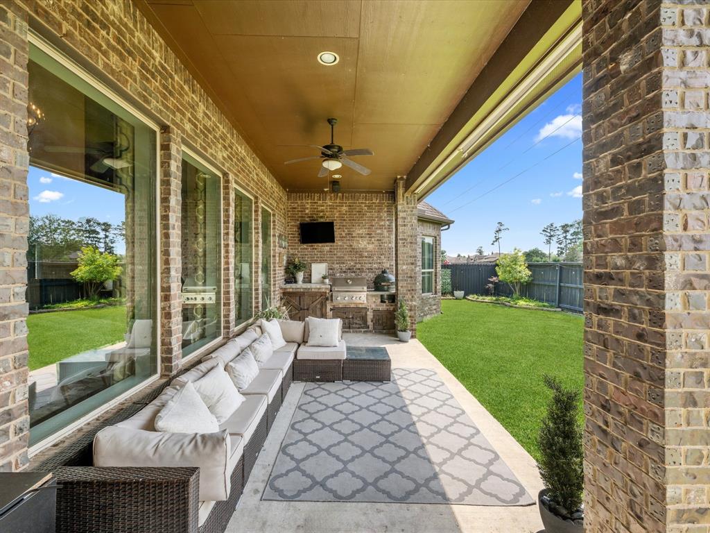 17611 Bear River Lane, Humble, Texas image 39