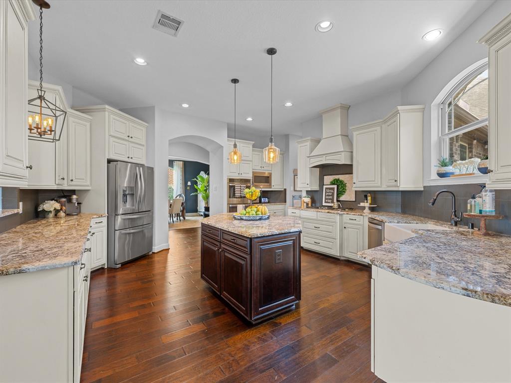 17611 Bear River Lane, Humble, Texas image 12