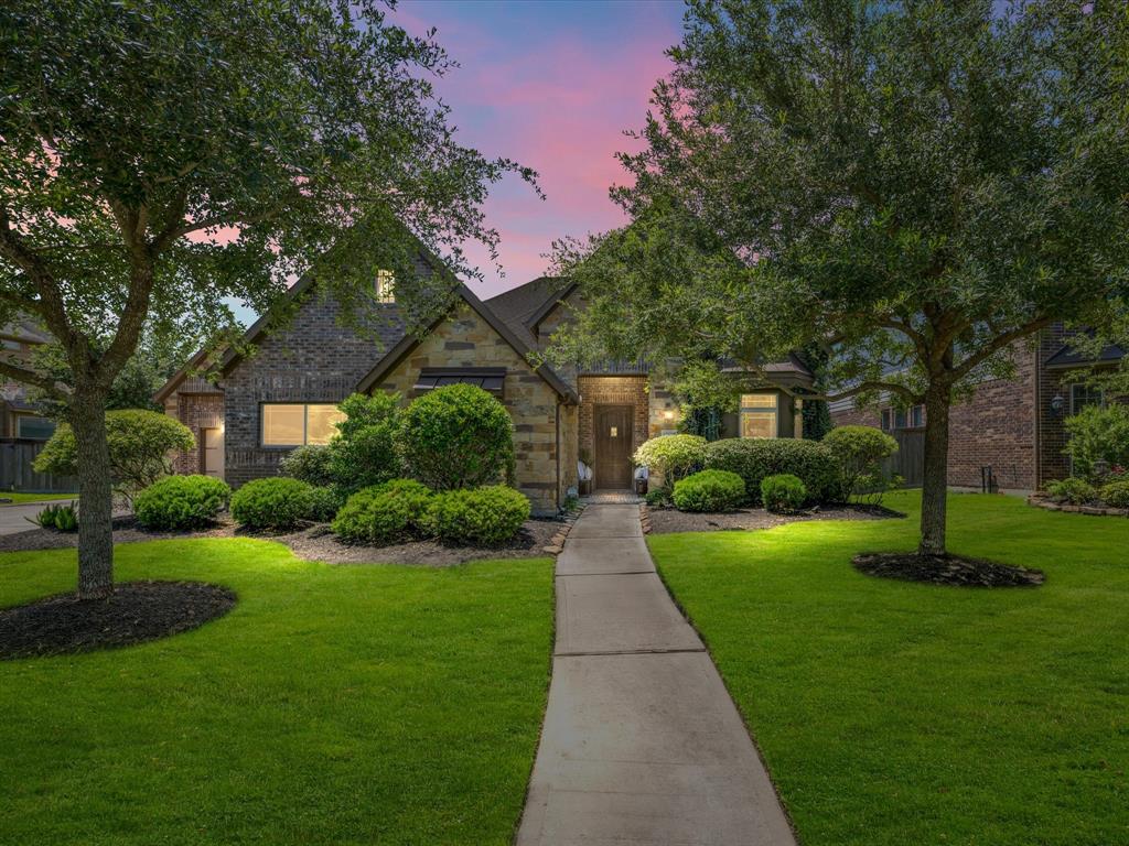 17611 Bear River Lane, Humble, Texas image 1