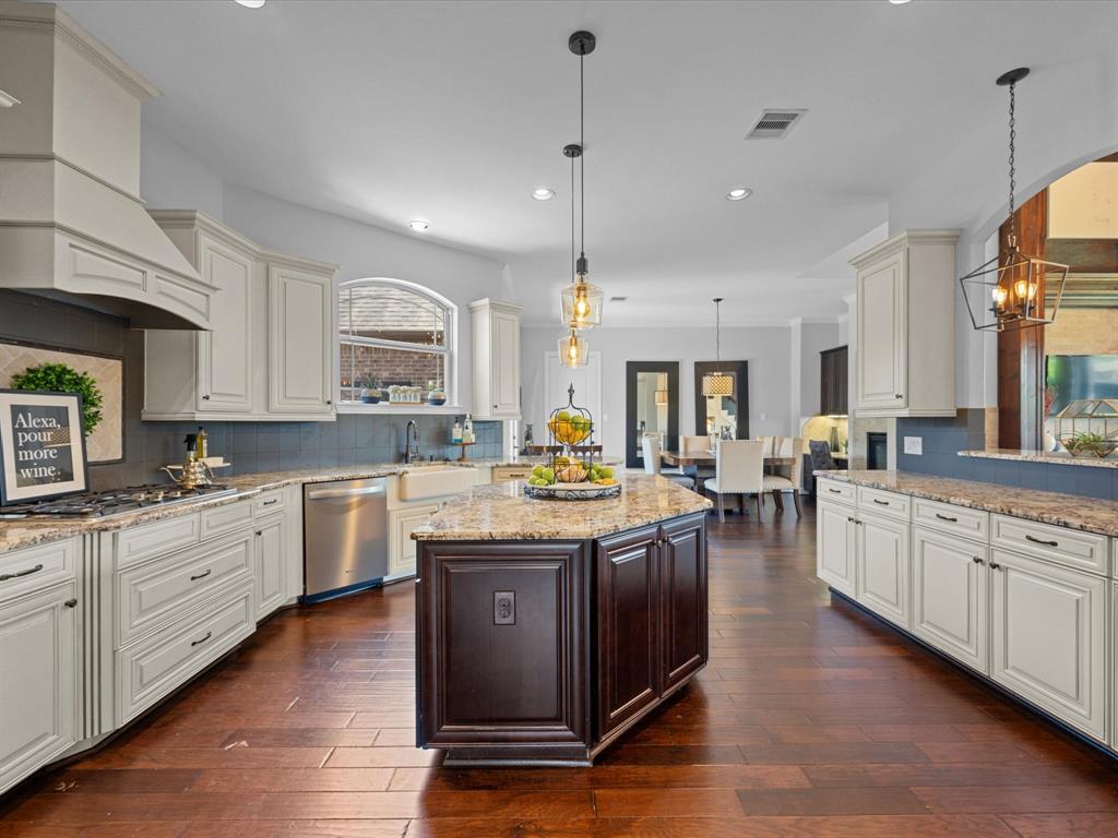 17611 Bear River Lane, Humble, Texas image 13